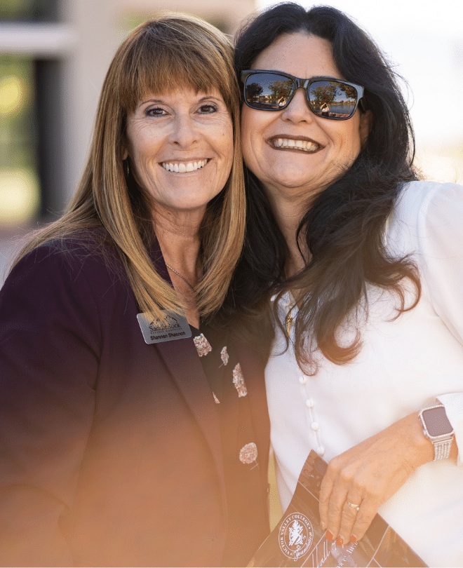 Networking opportunities with peers and experts